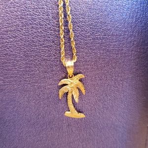 14kt gold necklace
